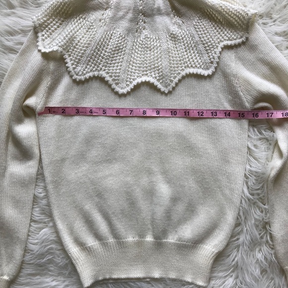 Vintage Ivory Crochet Sweater - Picture 6 of 7